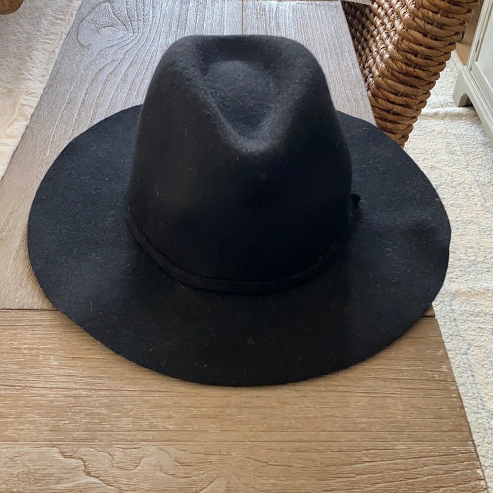 Black hat